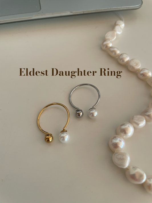 the Eldest Daughter Ring (silver or gold)